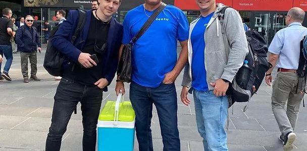 815dcd_c85172b642ec407db9d18f0e1baaa615mv2